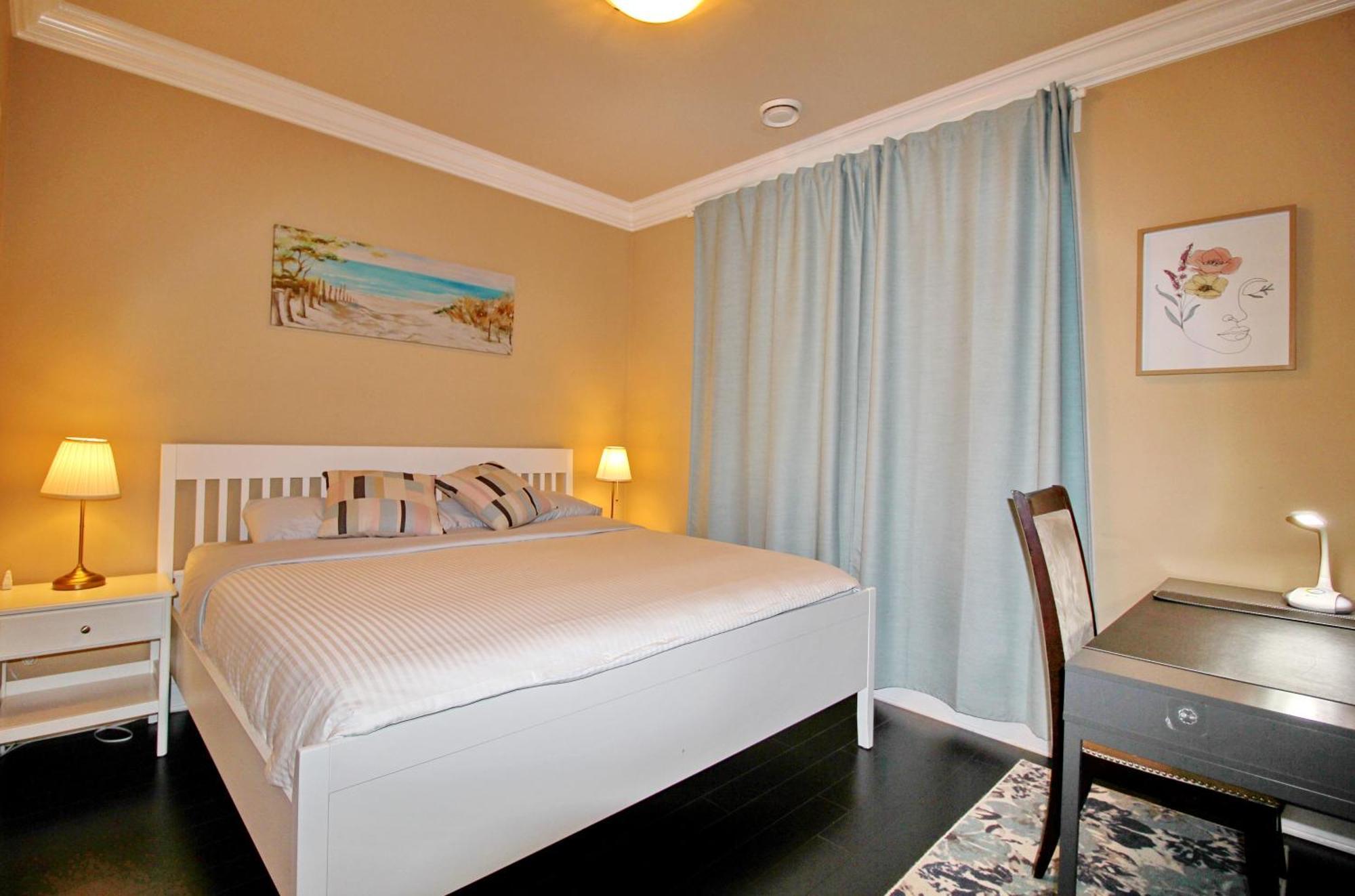 Close To Yvr King Sized Private Entrance Suite Richmond Luaran gambar